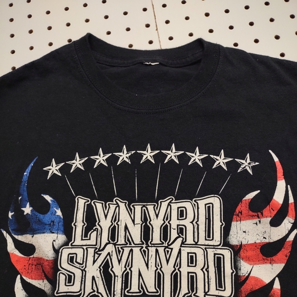 Lynyrd Skynyrd Concert Tee, Farewell Tour, 2019 - Picture 7 of 8